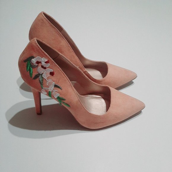 Women's Qupid Milia Floral Embroidered Suede Pointy Toe Stiletto Pump SZ 9 - Picture 2 of 6